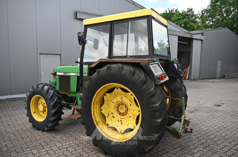 Ackerschlepper John Deere 2040 AS, Allrad