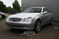 Mercedes-Benz CLK320 Elegance, silber metallic