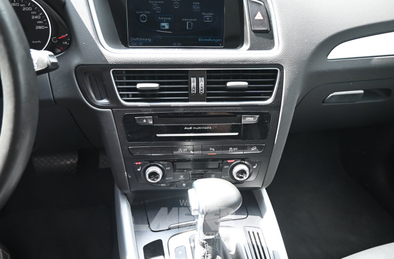 Audi Q5 2.0 TFSI quattro tiptronic, mondscheinblau metallic