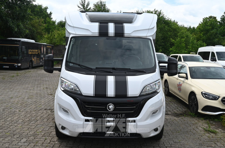 Wohnmobil Citroen / Capron mit Sunlightaufbau, teilintegriert
