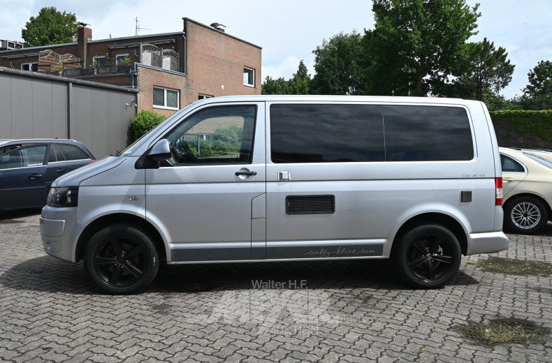Volkswagen T5 Multivan, nachtr. Camperausbau, reflexsilber