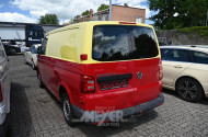 Volkswagen T6 Transporter, teilfoliert, gelb/rot