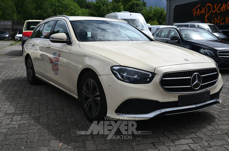 Mercedes-Menz E200 d T 9G-Tronic, light ivory