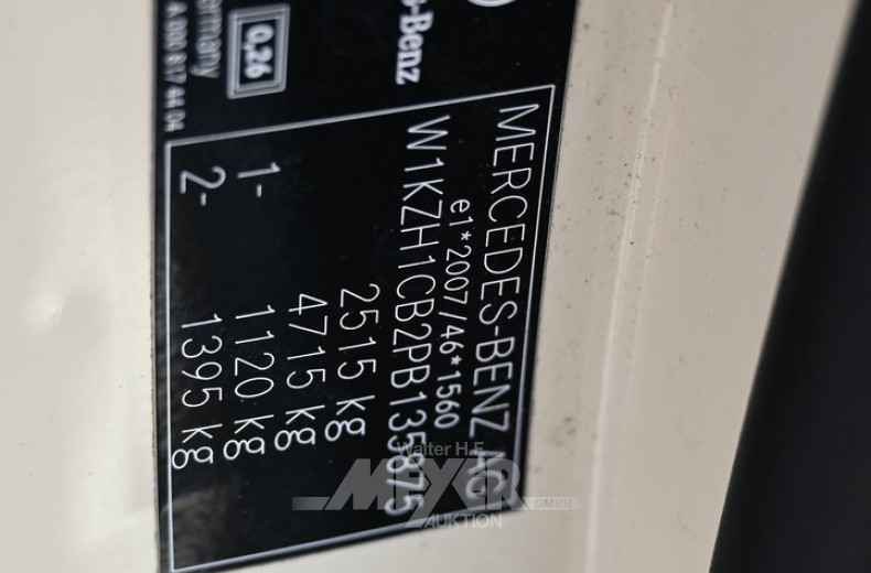 Mercedes-Menz E200 d T 9G-Tronic, light ivory