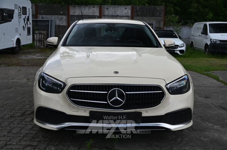 Mercedes-Benz E200 d 9G-Tronic, light ivory