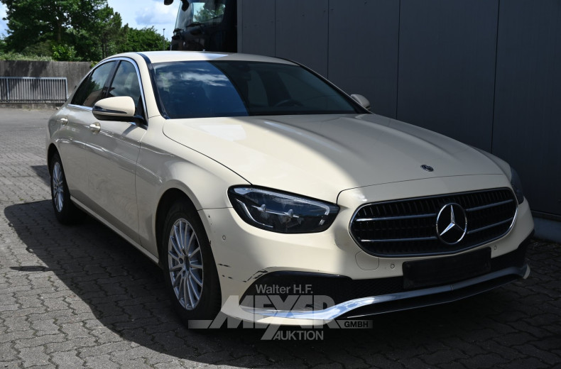 Mercedes-Benz E200 d 9G-Tronic, light ivory