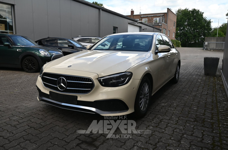 Mercedes-Benz E200 d 9G-Tronic, light ivory