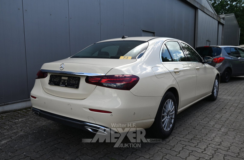 Mercedes-Benz E200 d 9G-Tronic, light ivory