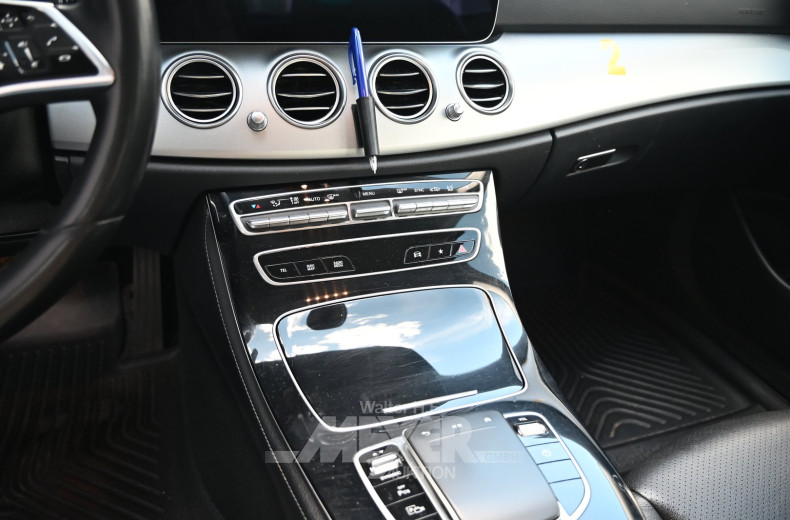Mercedes-Benz E200 d 9G-Tronic, light ivory
