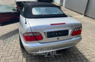 Mercedes-Benz CLK200 Kompressor Cabrio, brilliant silber, Leder rot