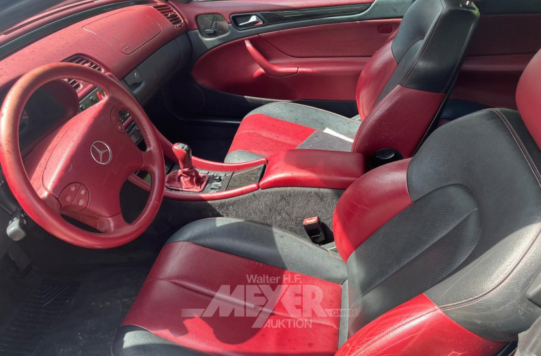 Mercedes-Benz CLK200 Kompressor Cabrio, brilliant silber, Leder rot