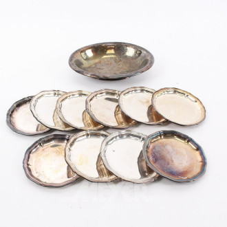 10 kl. Gebäckteller WMF und 1 Anbietschale, oval, versilbert