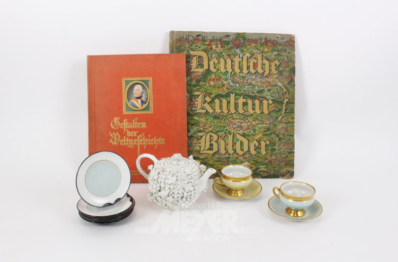 Porz.-Teekanne, aufwendiges Dekor mit Blüten, Blättern und Vögeln,