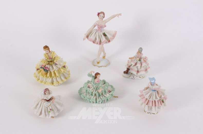 6 Porz.-Figuren in Spitzenkleidtechnik