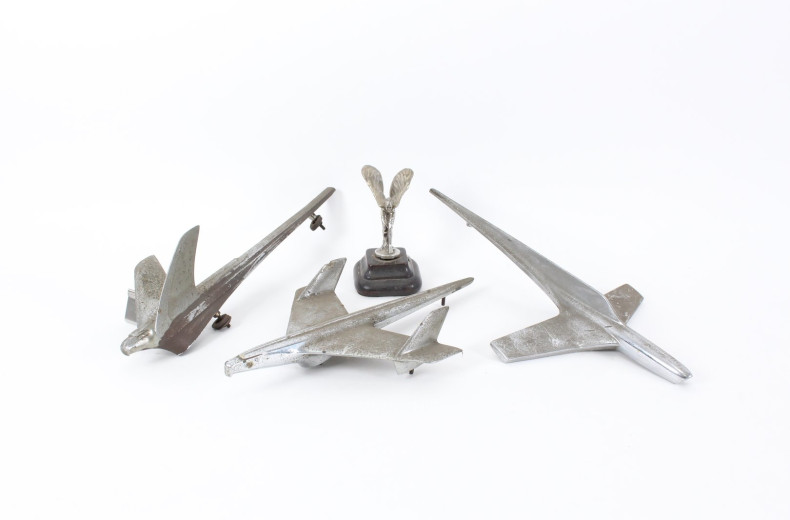4 KFZ-Kühlerfiguren