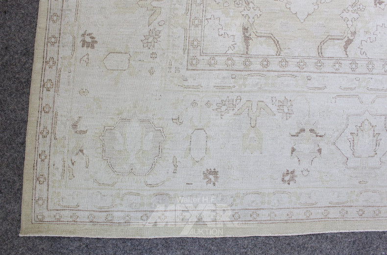 Webteppich, beigegrundig, floral