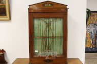 Wandschrank