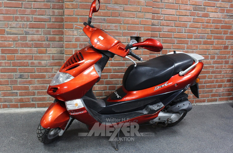Motorroller, rot