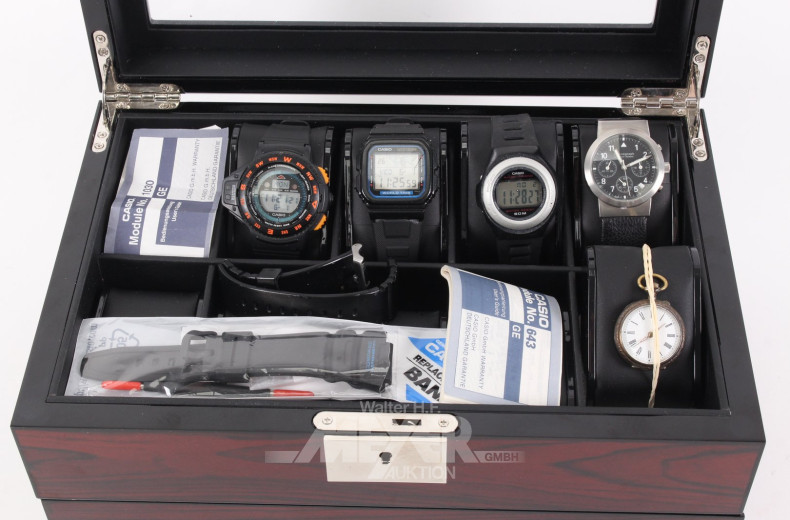 Konvolut Herrenarmbanduhren in Aufbewahrungsbox