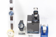 4 Herrenarmbanduhren u. 2 Reisewecker