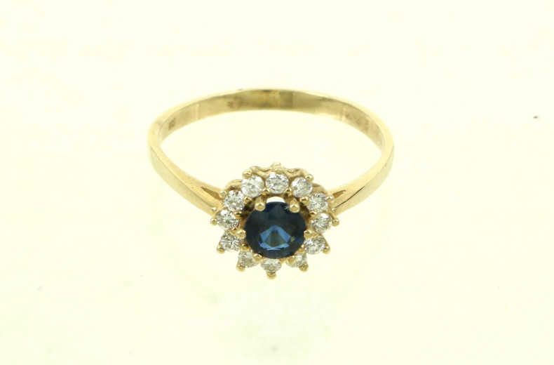 Damenring mit 1 Saphir u. 12 kl. Brillanten