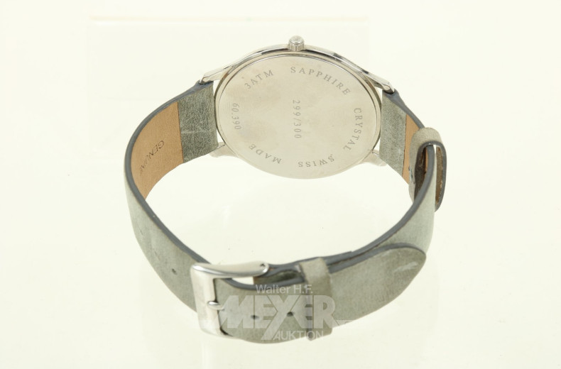 Herrenarmbanduhr