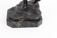Bronzefigur "Frau mit Muschel"