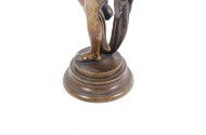 Bronzefigur "Frau mit Krug"
