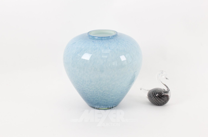 2 Glasobjekte, best. aus Vase u. Figur 'Schwan'