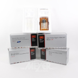 4 versch. Modellautos, 1:18