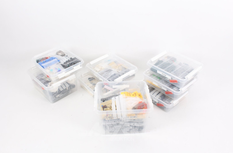 8 LEGO Bausets