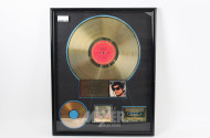 Auszeichnung RIAA 'Gold' Sales Award für das Album 'Infidels' von Bob Dylan