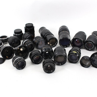 Posten Objektive sowie Tele Converter