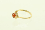 Damenring mit Bernstein-Cabochon