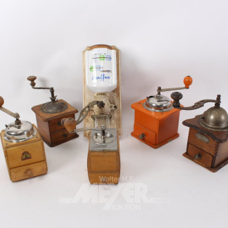 6 alte Kaffeemühlen