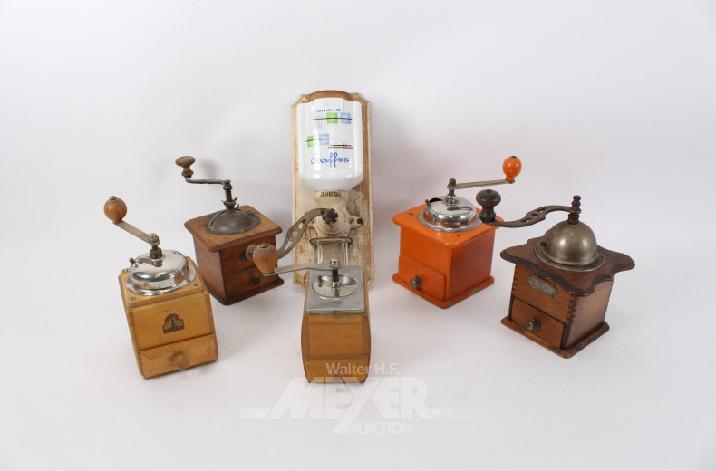 6 alte Kaffeemühlen