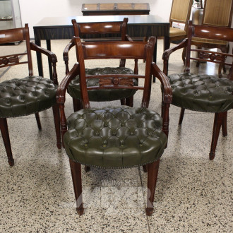 4 Armlehnstühle, im Chesterfield Stil