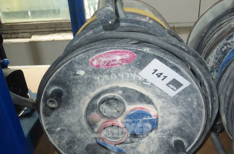 2 div. Kabeltrommeln, 230 Volt