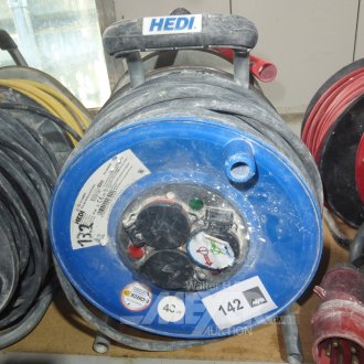 2 div. Kabeltrommeln, 230 Volt