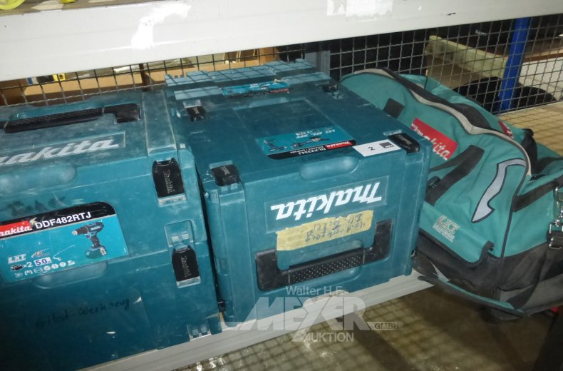 4 Makita-Systainer und 1 Makita-Werkzeugtasche