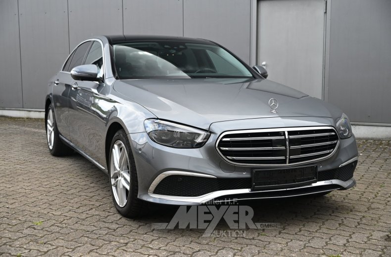 Mercedes-Benz E400d Limousine, silbergrau