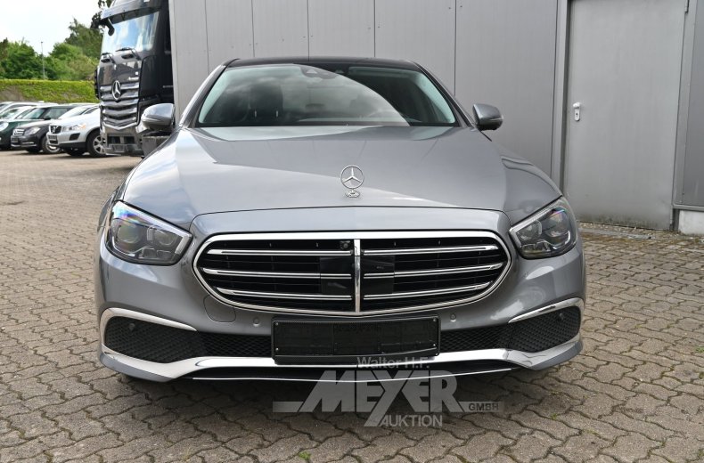 Mercedes-Benz E400d Limousine, silbergrau