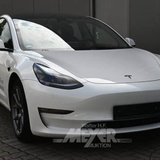 Tesla Model 3, Long Range Dual Motor, weiß