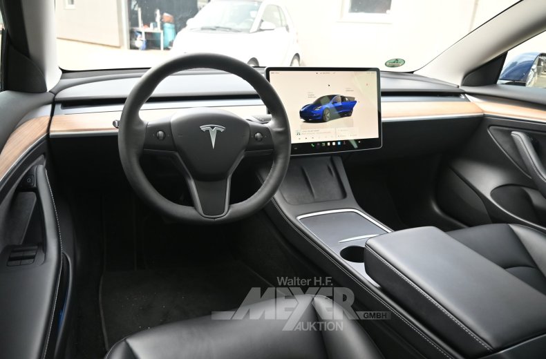 Tesla Model 3, Long Range Dual Motor, blau
