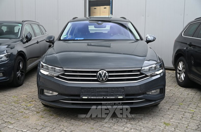 Volkswagen Passat Variant 2.0 TDI SCR DSG Business, urano grau