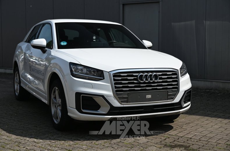 Audi Q2 1.6 TDI S tronic sport, ibis weiß