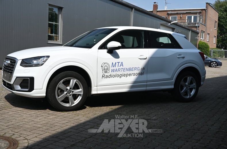 Audi Q2 1.6 TDI S tronic sport, ibis weiß