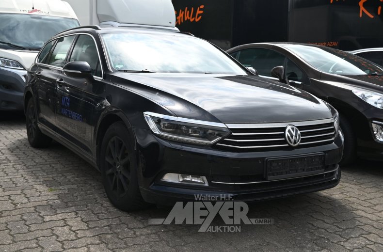 Volkswagen Passat Variant 2.0 TDI SCR DSG Comfortline, deep black perleffekt