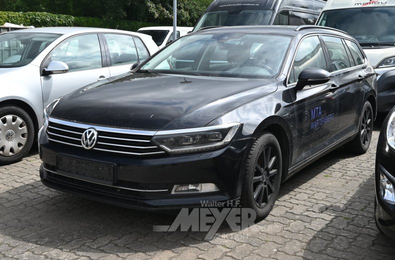 Volkswagen Passat Variant 2.0 TDI SCR DSG Comfortline, deep black perleffekt