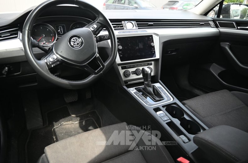 Volkswagen Passat Variant 2.0 TDI SCR DSG Comfortline, deep black perleffekt